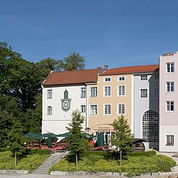 Terraza Gutshotel Odelzhausen Fotos