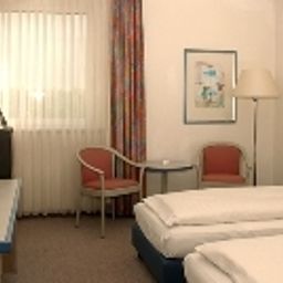  RAMADA Leipzig-Halle Fotos