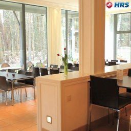 Breakfast room within restaurant Tagungshotel Jesteburg Fotos