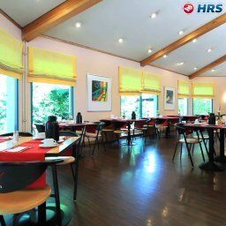 Salle du petit-déjeuner située dans le restaurant Ibis Styles Speyer Fotos