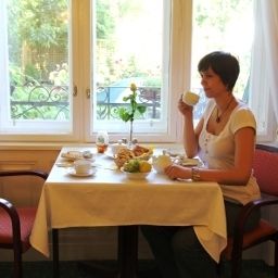 Salle du petit-déjeuner Park Villa Fotos