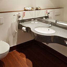 Salle de bains RAMADA Europa Fotos