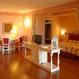 Suite Junior Borgo di Cortefreda Fotos