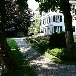 Außenansicht Parkhotel Schloss Hünigen Fotos