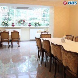 Sala de desayuno en el restaurante Villa Toscana Fotos