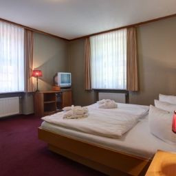  Parkhotel Schloß Meisdorf van der Valk Fotos