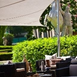 Garden The Imperial Riding School Renaissance Vienna Hotel Fotos