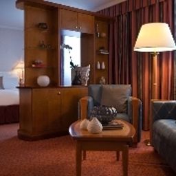 Junior Suite The Imperial Riding School Renaissance Vienna Hotel Fotos