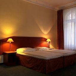  Am goldenen Strauss AKZENT Hotel Fotos