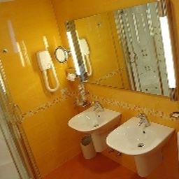 Badezimmer Gugliel Motel Fotos