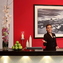 Reception Holiday Inn BERLIN CITY CTR E.PRENZL.ALLEE Fotos