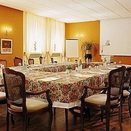 Sala de reuniones au Grand Hotel Logis Fotos