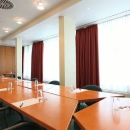  Hilton Mainz City Fotos