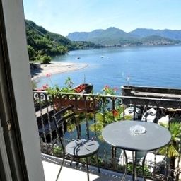 Ausblick Camin Hotel Colmegna Fotos