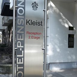 Фасад Kleist Pension Fotos