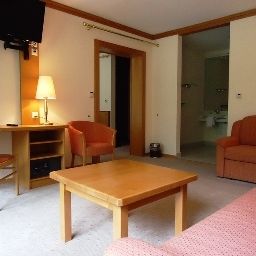 Suite Parkhotel Quellenhof Fotos