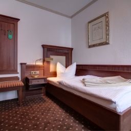 Kranich Garni Fotos