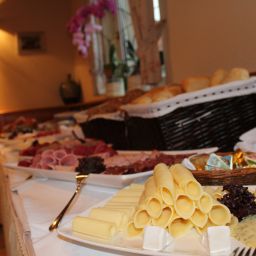 Buffet Eisenberger Hof Fotos