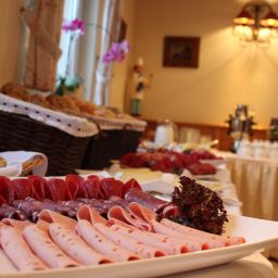 Buffet Eisenberger Hof Fotos