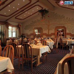 Sala de desayuno en el restaurante Linderhof Fotos