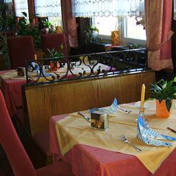 Breakfast room within restaurant Traube Fotos