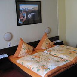 Room Salm Fotos