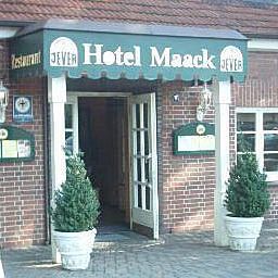 Exterior view MAACK Fotos