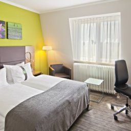 Camera Holiday Inn LEIPZIG - GÜNTHERSDORF Fotos