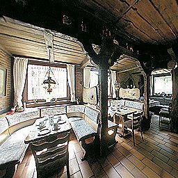 Frühstücksraum im Restaurant Altdeutscher Hof Beckord Fotos