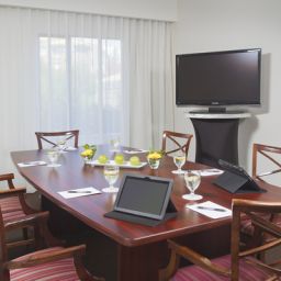 Конференц-зал Delta Victoria Ocean Pointe Resort and Spa Fotos