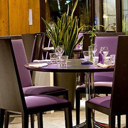 Salle du petit-déjeuner située dans le restaurant Novotel Aix en Provence Pont de l'Arc Fenouillères Fotos