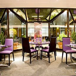 Salle du petit-déjeuner située dans le restaurant Novotel Aix en Provence Pont de l'Arc Fenouillères Fotos