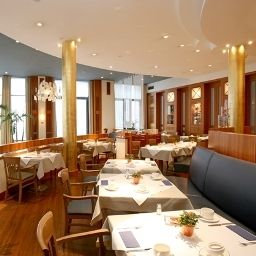 Salle du petit-déjeuner Steigenberger Sonne Fotos