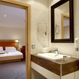 Bathroom Zum Lamm Landgasthof Fotos