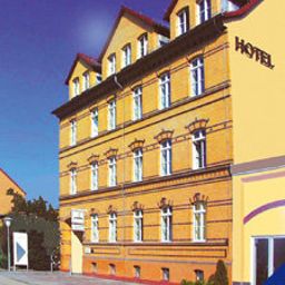 Exterior view AKZENT Hotel Fotos