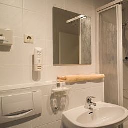 Salle de bains Villa Subklew Fotos