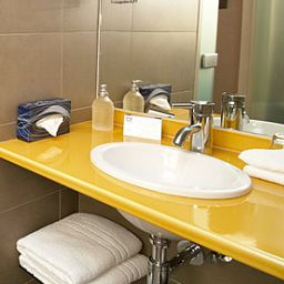 Badezimmer BEST WESTERN LE JARDIN DE CLUNY Fotos