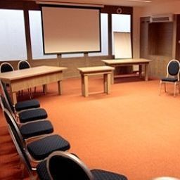 Sala konferencyjna Harom Gunar Fotos