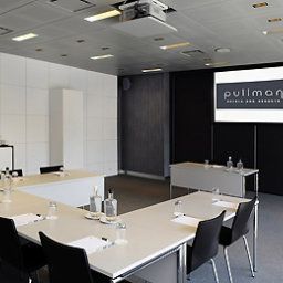 Sala congressi Pullman Eindhoven Cocagne Fotos