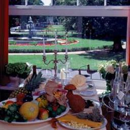 Buffet Alte Villa Schlossblick Fotos