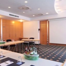  TRYP Dusseldorf Airport Hotel Fotos