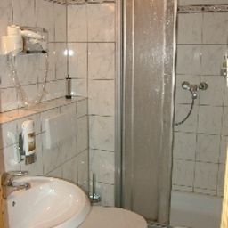 Bathroom Elbert Landhaus Fotos