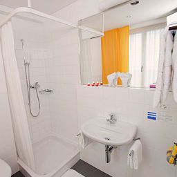 Camera da bagno Weiss Kreuz Fotos