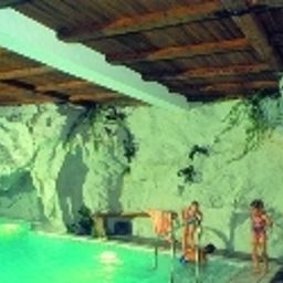 Pool Waldhotel Bächlein Fotos