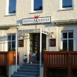 Exterior view Krone Fotos