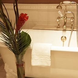 Bathroom Hendon Hall Fotos