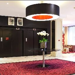 Hall Ramada Plaza Fotos