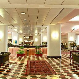 Hall Montresor Hotel Tower Fotos