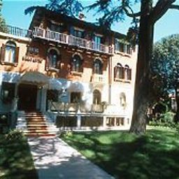 Exterior view Villa Cipro Fotos