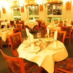 Breakfast room within restaurant Konsul Fotos